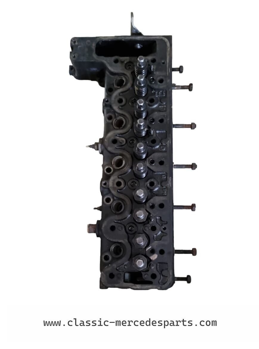 Cilinderkop Mercedes om617 300TD 6170160401 S123 / w123 Comb, Utilisé, -, -, Enlèvement ou Envoi