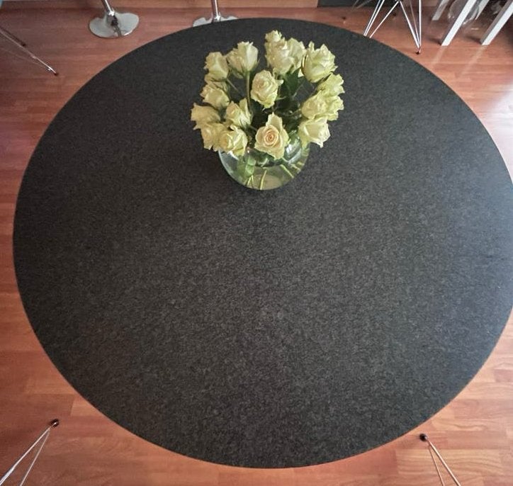 Grote ronde tafel marmer blad 140, Ophalen, Gebruikt