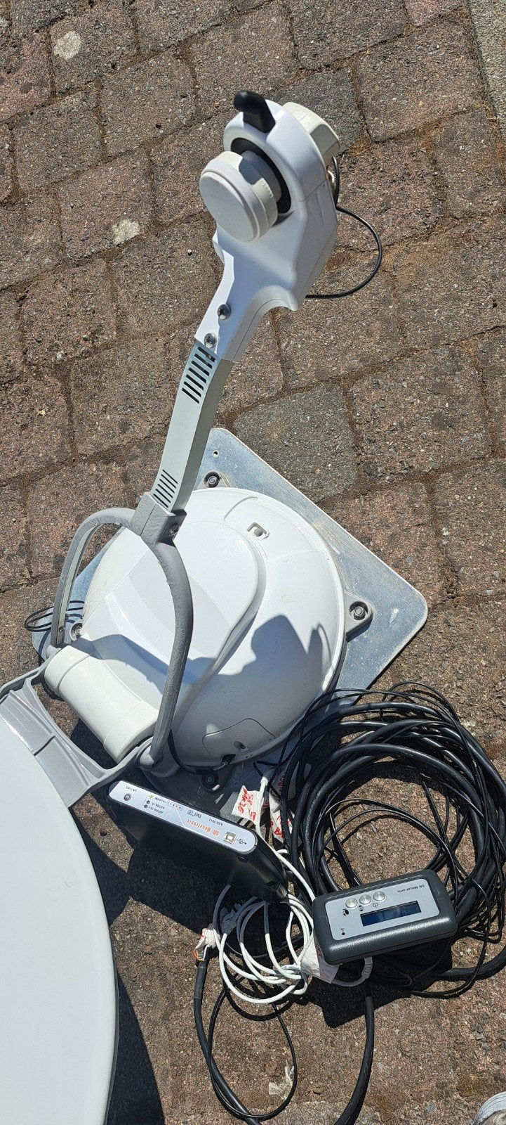 Antenne parabolique automatique 12 volts, Enlèvement, Antenne (parabolique)
