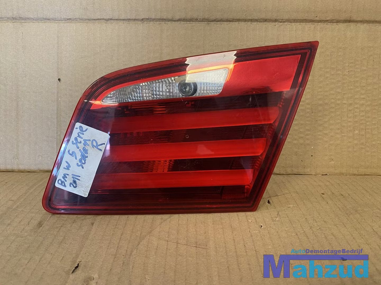 BMW F10 5 SERIE Rechts binnen achterlicht 2009-2016, Petuelring 130
80788  Munich, DE, Gebruikt, Info@bmw.de, BMW