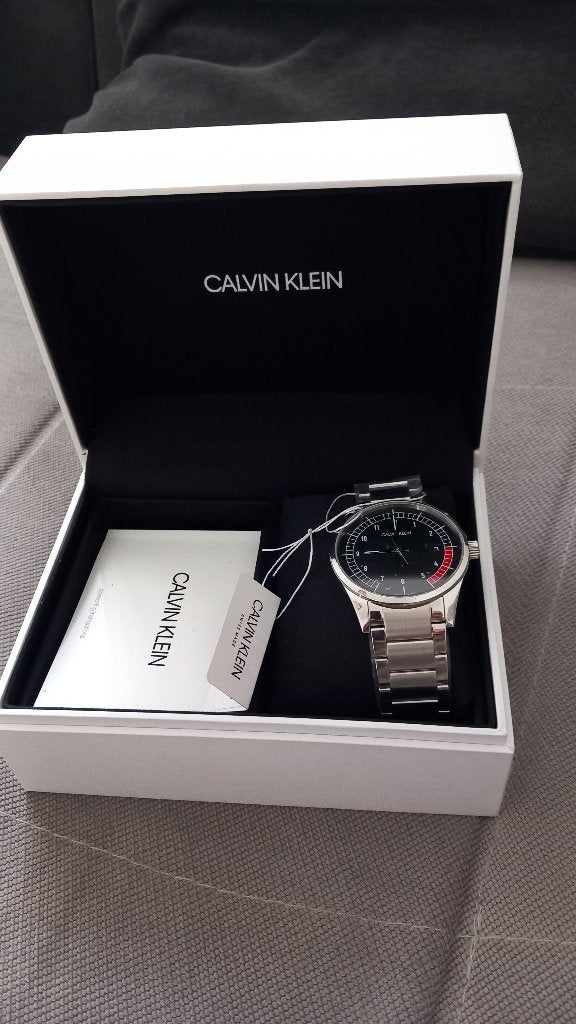 Montre calvin Klein pile à changer, Autres marques, Enlèvement ou Envoi, Autres matériaux, Neuf