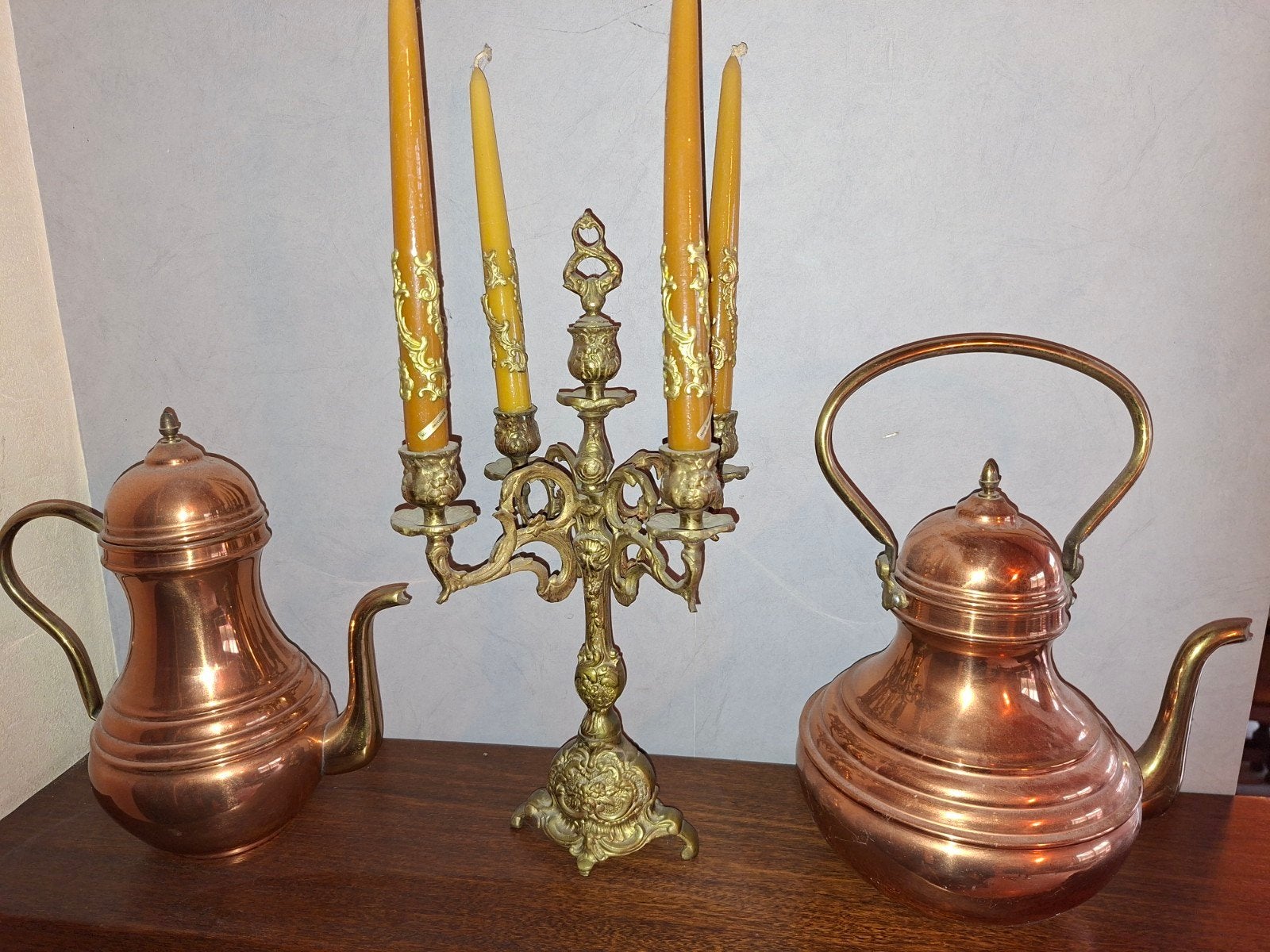 ensemble en cuivre avec chandelier, Enlèvement