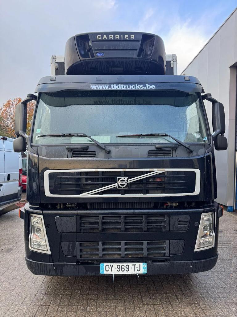 Volvo FM 9 *FRENCH TRUCK-FRIGO-COLDROOM* (bj 2005), Auto's, Automaat, Achterwielaandrijving, Zwart, Bedrijf