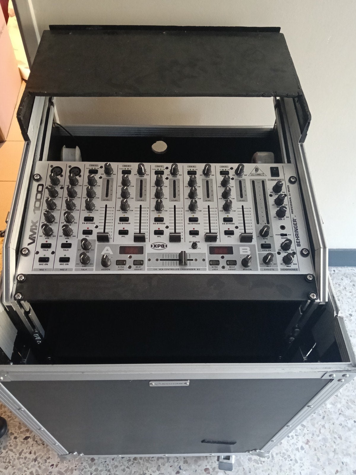 flight case 7kanalen, Ophalen