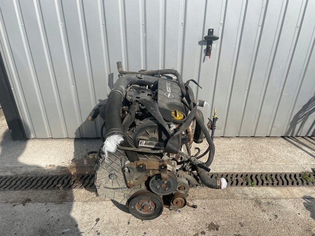 Moteur Z17DTH Nu COMBO OPEL, Envoi, Utilisé, Daihatsu