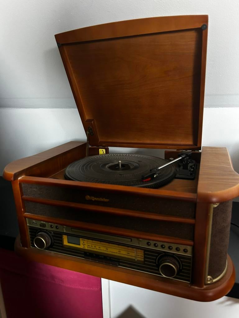 Platenspeler Roadstar, Ophalen