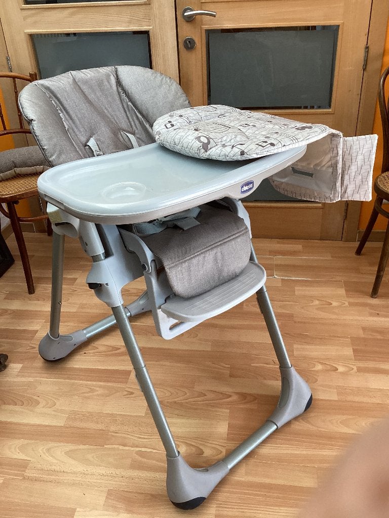 Chaise haute Chicco, Enfants & Bébés, Enlèvement, Utilisé
