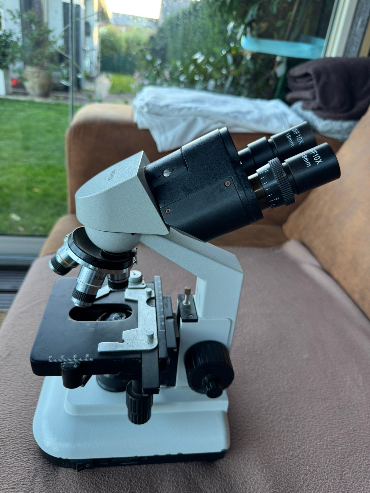 NOVEX COMPACTE BINOCULAIRE MICROSCOOP USMART 81.600, TV, Hi-fi & Vidéo, Matériel d'optique | Microscopes, Enlèvement ou Envoi