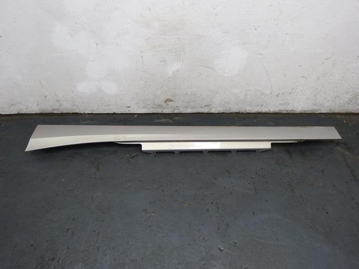 Zijskirt links van een BMW 2-Serie (B66), Gebruikt, -, -, Ophalen of Verzenden