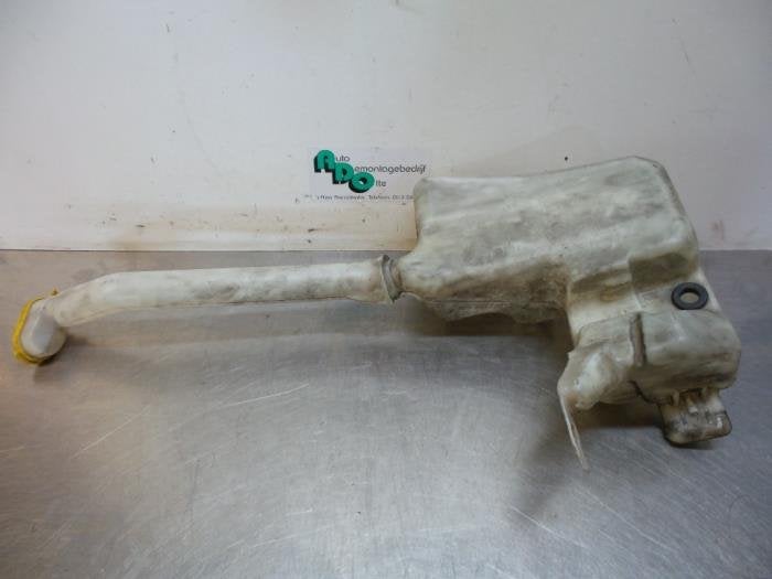 Réservoir lave-glace avant d'un Opel Vivaro (Vivaro 01-), -, Opel, Utilisé, -