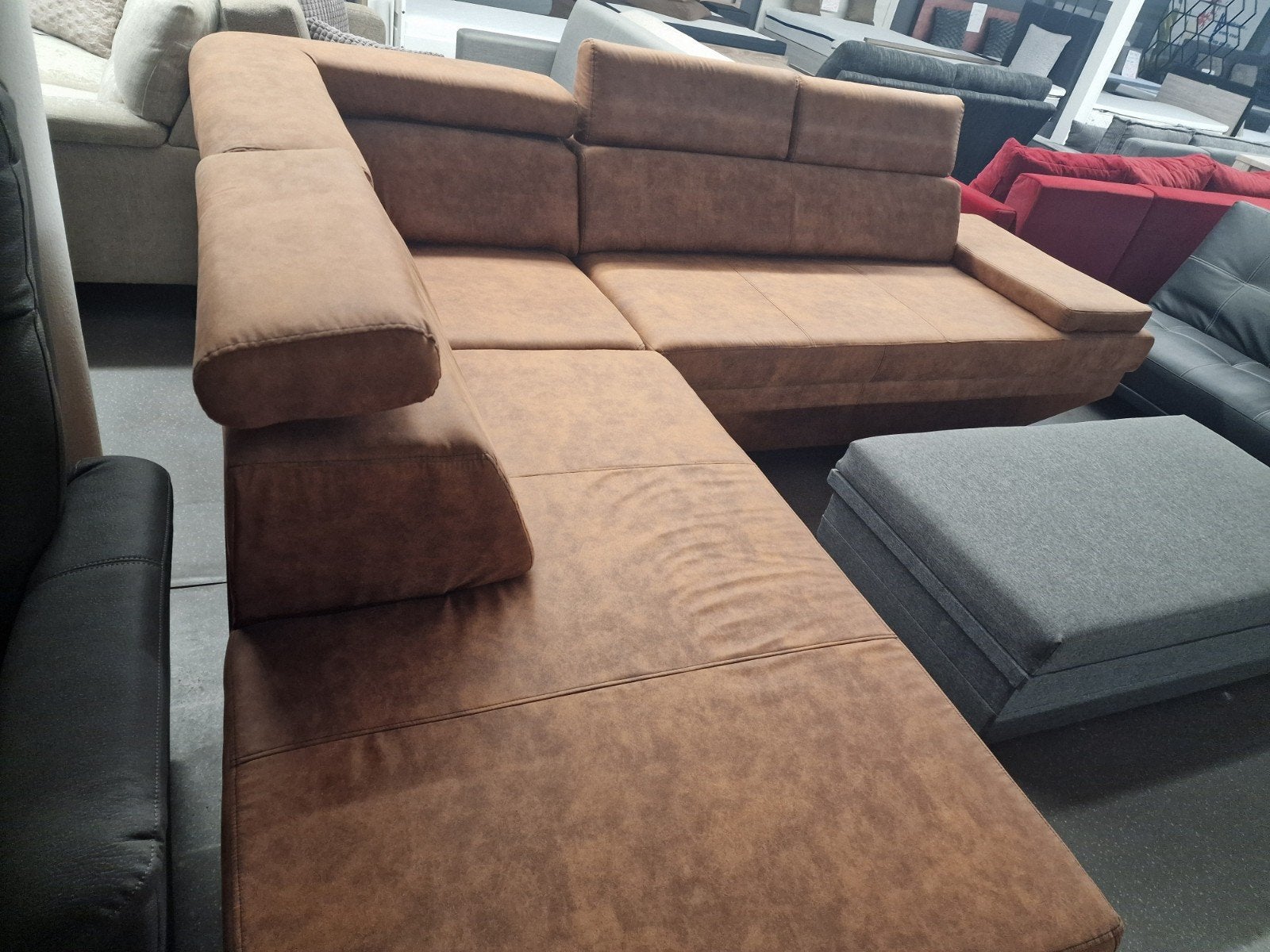 hoeksalon 999 €, Ophalen