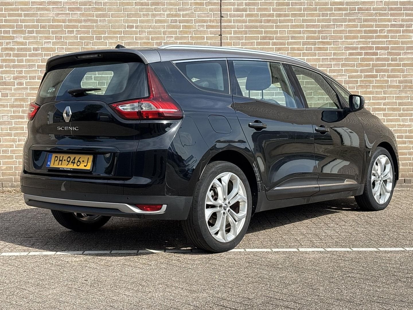 Renault Grand Scenic 1.2 TCe Zen | Climate | Cruise | Navi |, Auto's, Renault, Monovolume, Zwart, Bedrijf, Handgeschakeld