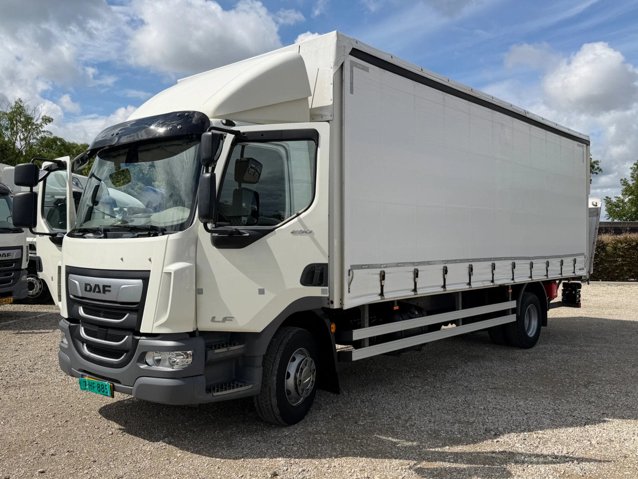 DAF LF 290 LF290.16 EURO6.2023 (bj 2023), Auto's, Bestelwagens en Lichte vracht, Achterwielaandrijving, Euro 6, 6700 cc, 2 zetels