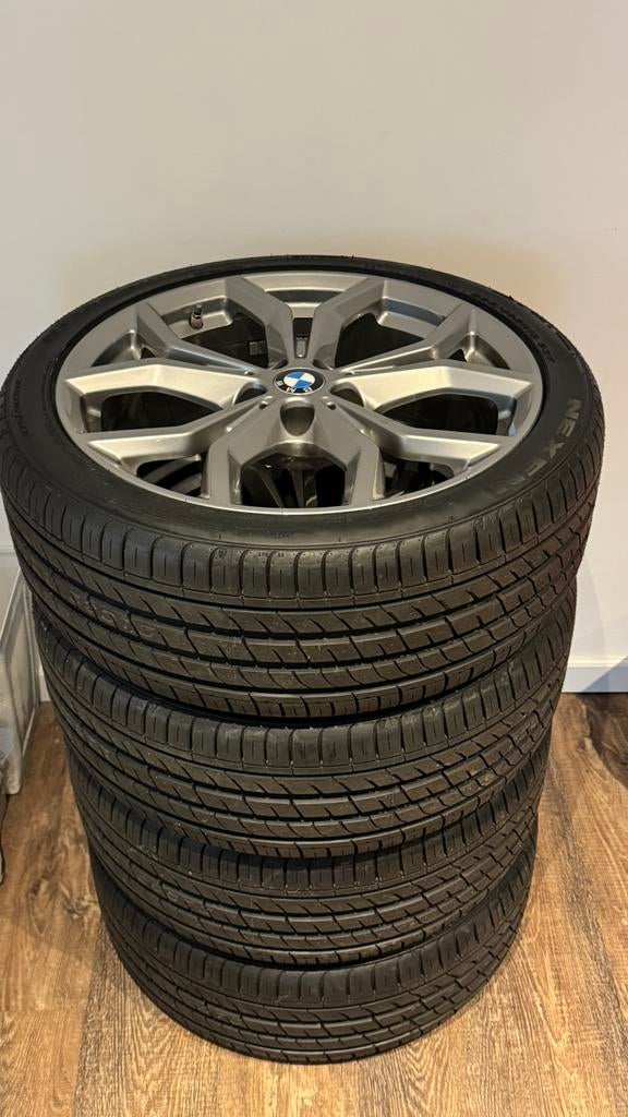 Orginele 19” BMW velgen met nieuwe banden Nexen. Nieuwstaat!, Auto-onderdelen, Banden en Velgen, Ophalen, Zomerbanden, Velg(en)