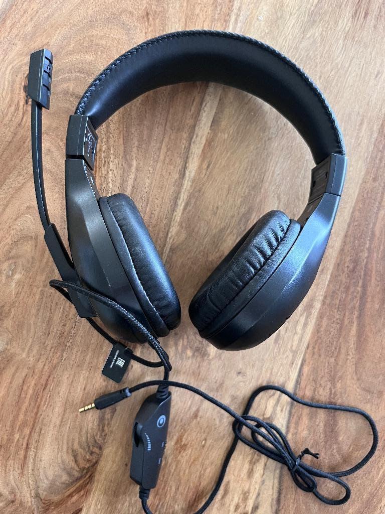 Game headset, Computers en Software, Headsets, Ophalen, Bigben, Zo goed als nieuw, Over-ear