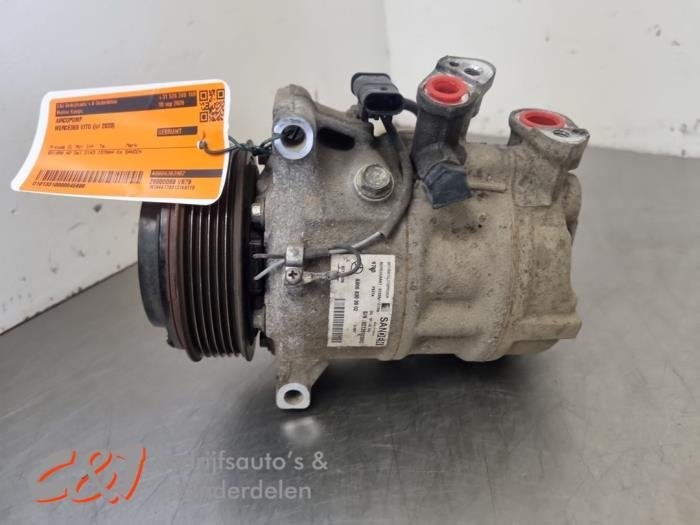 Pompe clim d'un Mercedes Vito, 3 mois de garantie, Utilisé, -, -