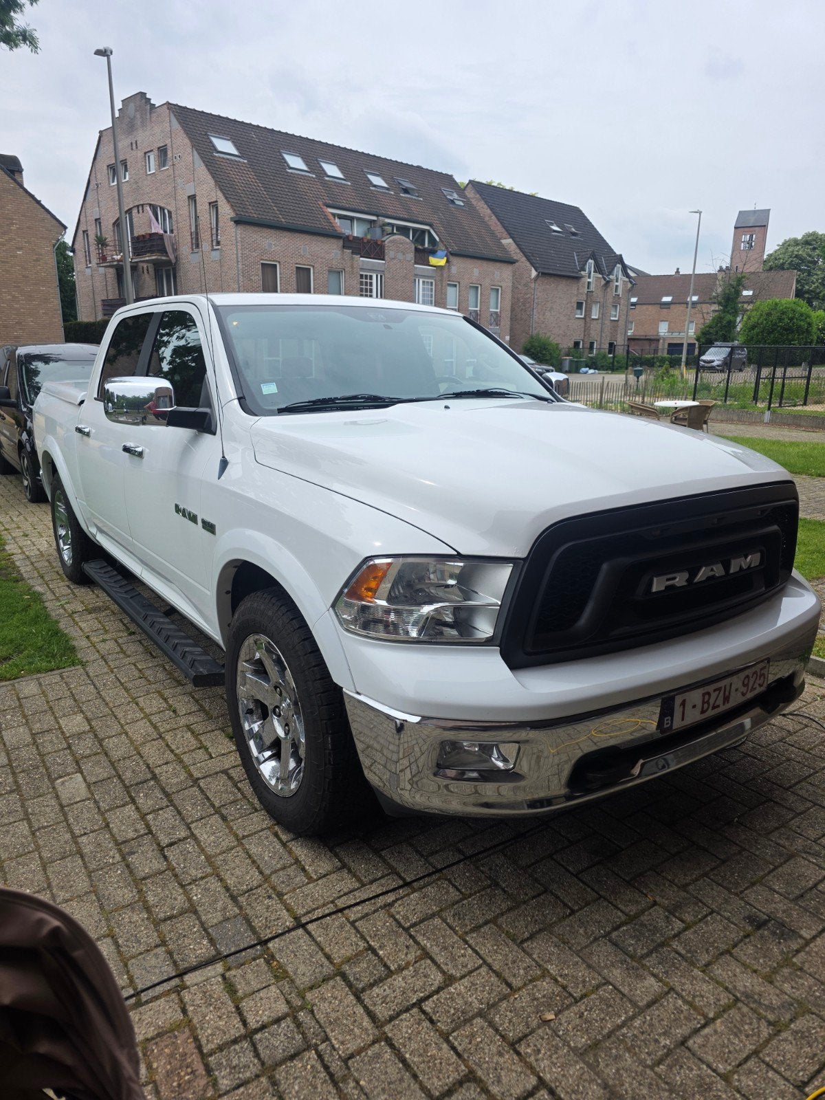 Mooie dodge tekoop, Auto's, Dodge, Automaat, 4 deurs, 430 kW, Wit