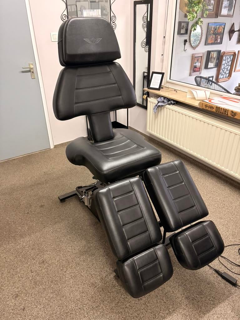 Tattoo/ Massagestoel nieuwstaat + accessoires, Ophalen, Zo goed als nieuw
