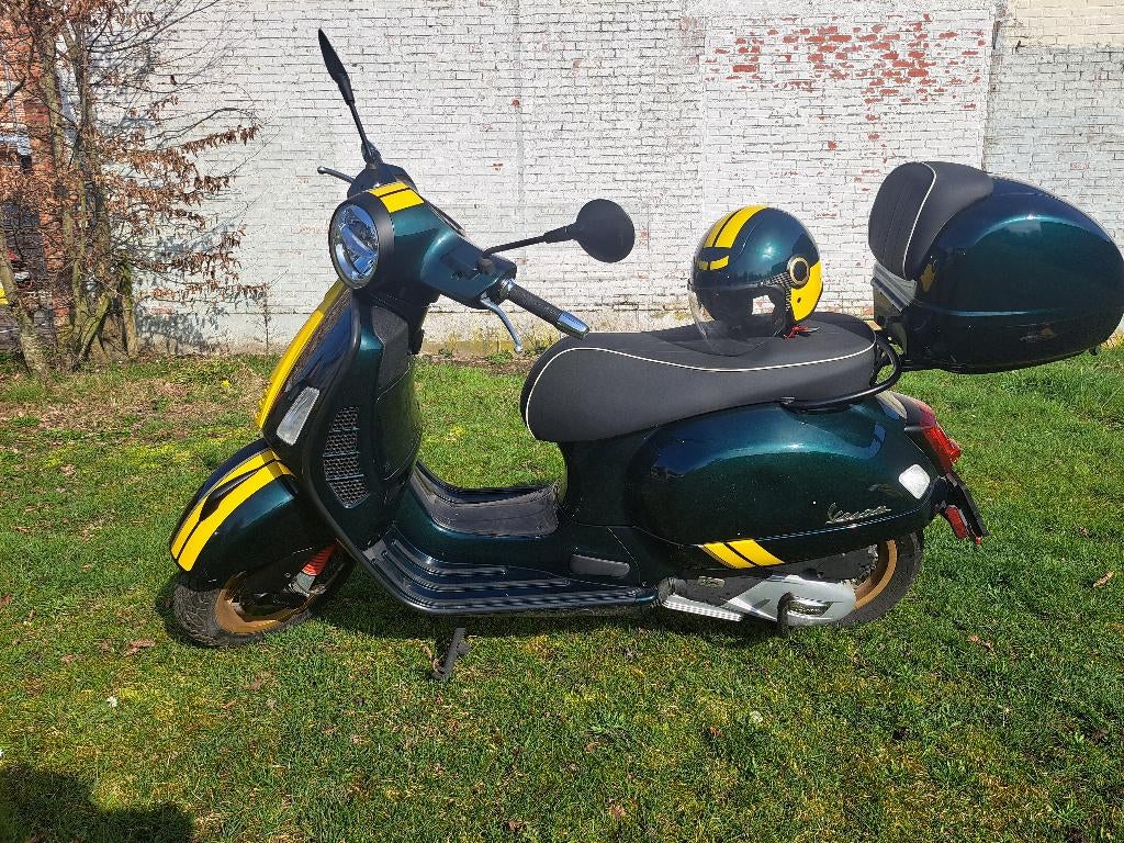 Vespa Piaggo motor (sixties racing edition) + helm, Motoren, Particulier, 125 cc, 11 kW of minder, ABS