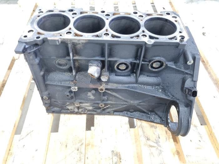 Bloc moteur inférieur d'un Mercedes Vito, Autos : Pièces & Accessoires, Moteurs & Accessoires, 3 mois de garantie, Utilisé, -