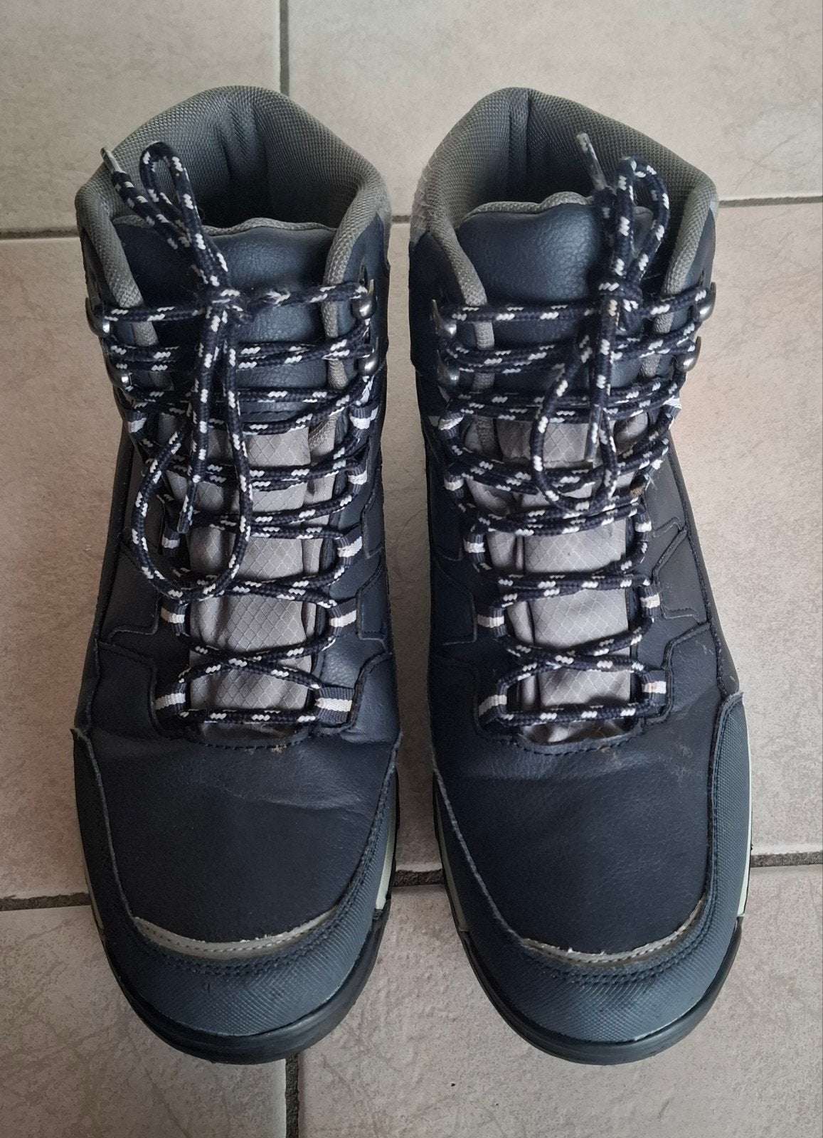 Grijze wandelschoenen heren maat 42, Overige kleuren, Zo goed als nieuw, Wandelschoenen, Ophalen of Verzenden