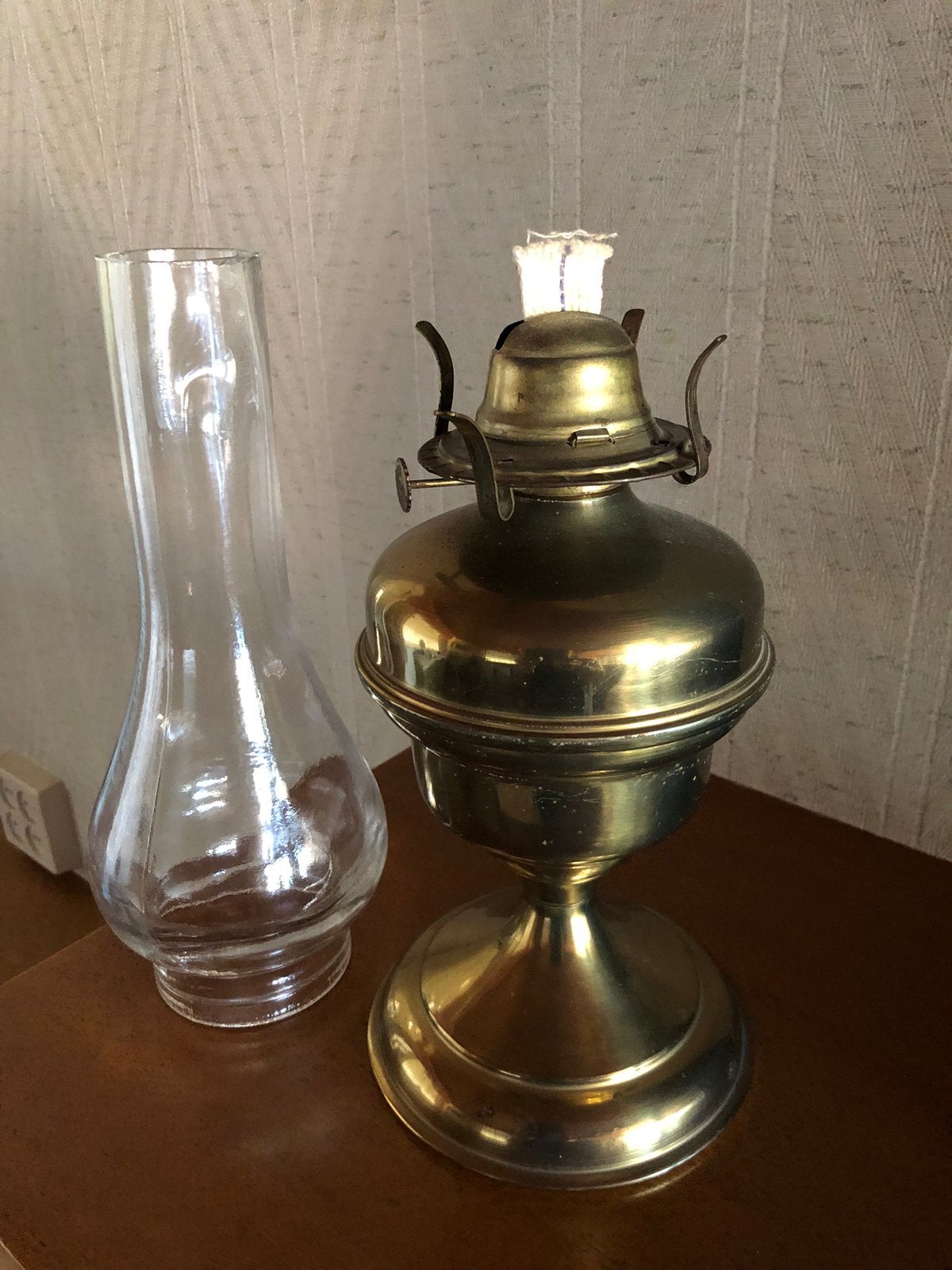 Lampe au kérosène en cuivre, Enlèvement, Cuivre
