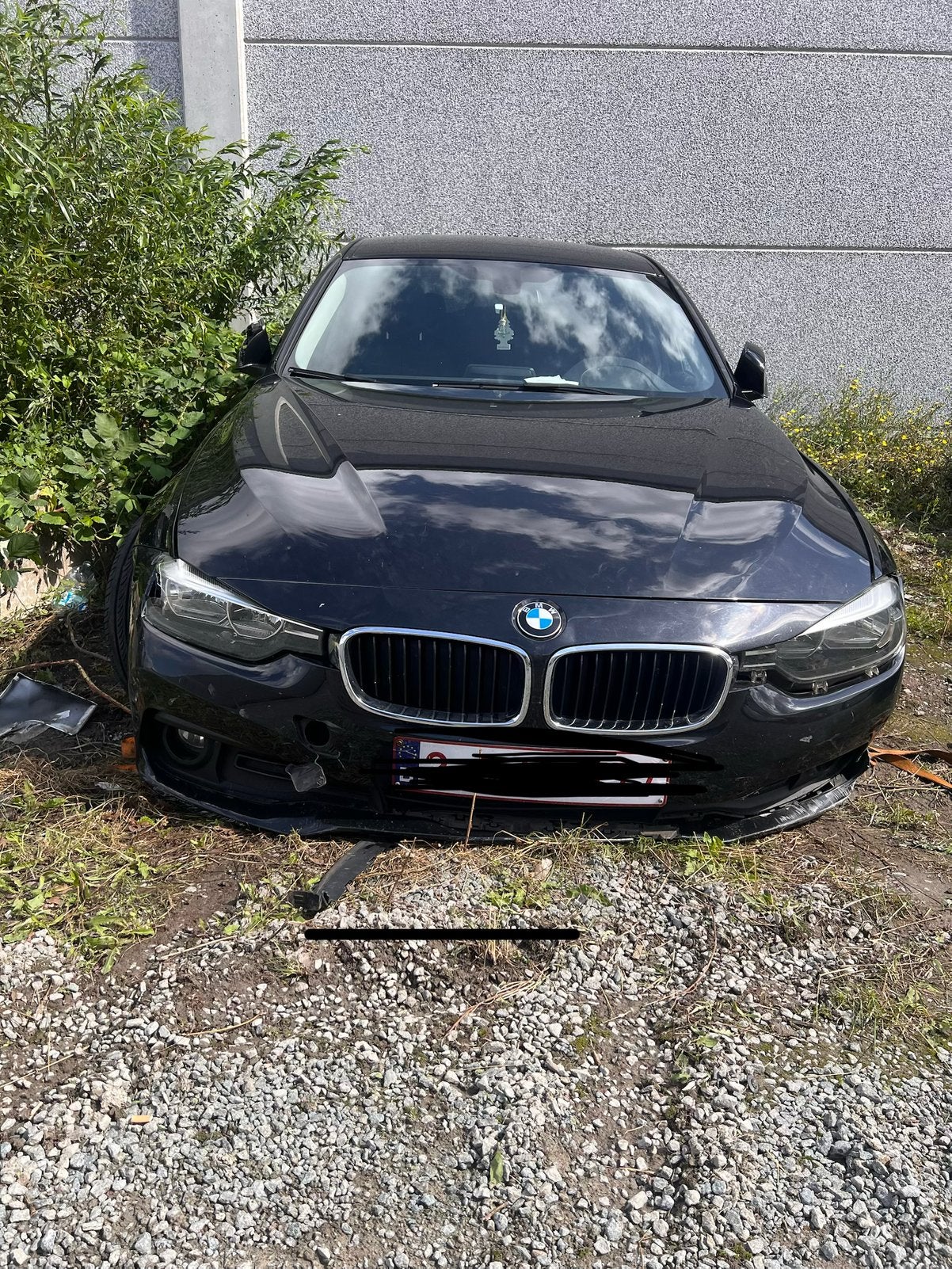 BMW 320d Facelift 2016 BVA– 215.000 km Moteur OK –Accidentée, Achat, Diesel, Automatique, Particulier