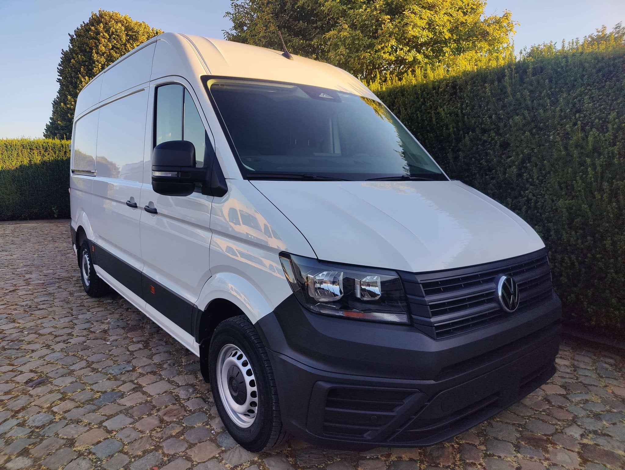 Volkswagen Crafter Crafter 2.0 CR TDi L3H3 (bj 2025), Auto's, Voorwielaandrijving, Gebruikt, Zwart, 4 cilinders