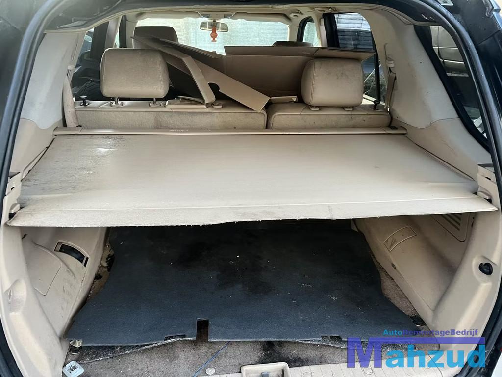 MERCEDES ML W163 Beige rolhoes 1998-2005, Gebruikt, Mercedes-Benz AG, Mercedes-Benz, Mercedesstrasse 120
70372  Stuttgart, DE