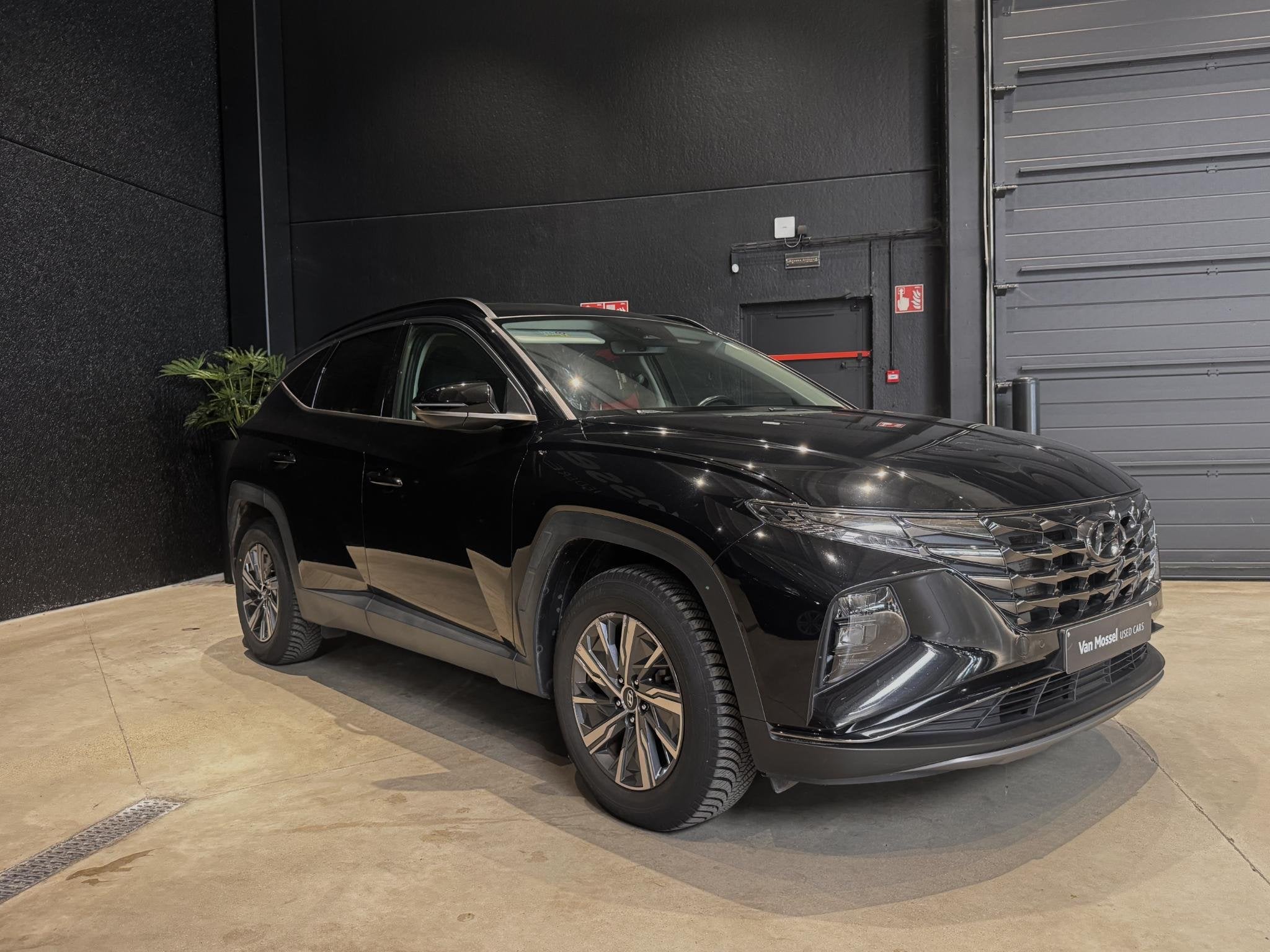 Hyundai Tucson 1.6 T-GDi HEV Hybrid Techno CAMERA | CARPLAY, Auto's, 1350 kg, Gebruikt, 4 cilinders, 169 kW