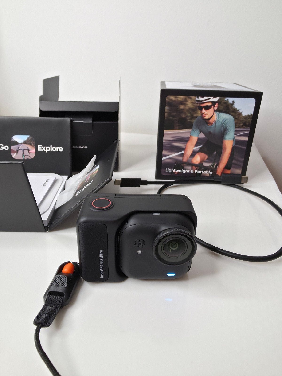 Ensemble Insta360 GO Ultra Standard - Noir, TV, Hi-fi & Vidéo, Enlèvement, Comme neuf