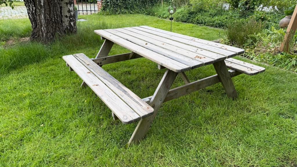 Kleine picknicktafel met enkele kapotte/beschadigde planken, Tuin en Terras, Picknicktafels, Ophalen, Gebruikt, Rechthoekig, Hout