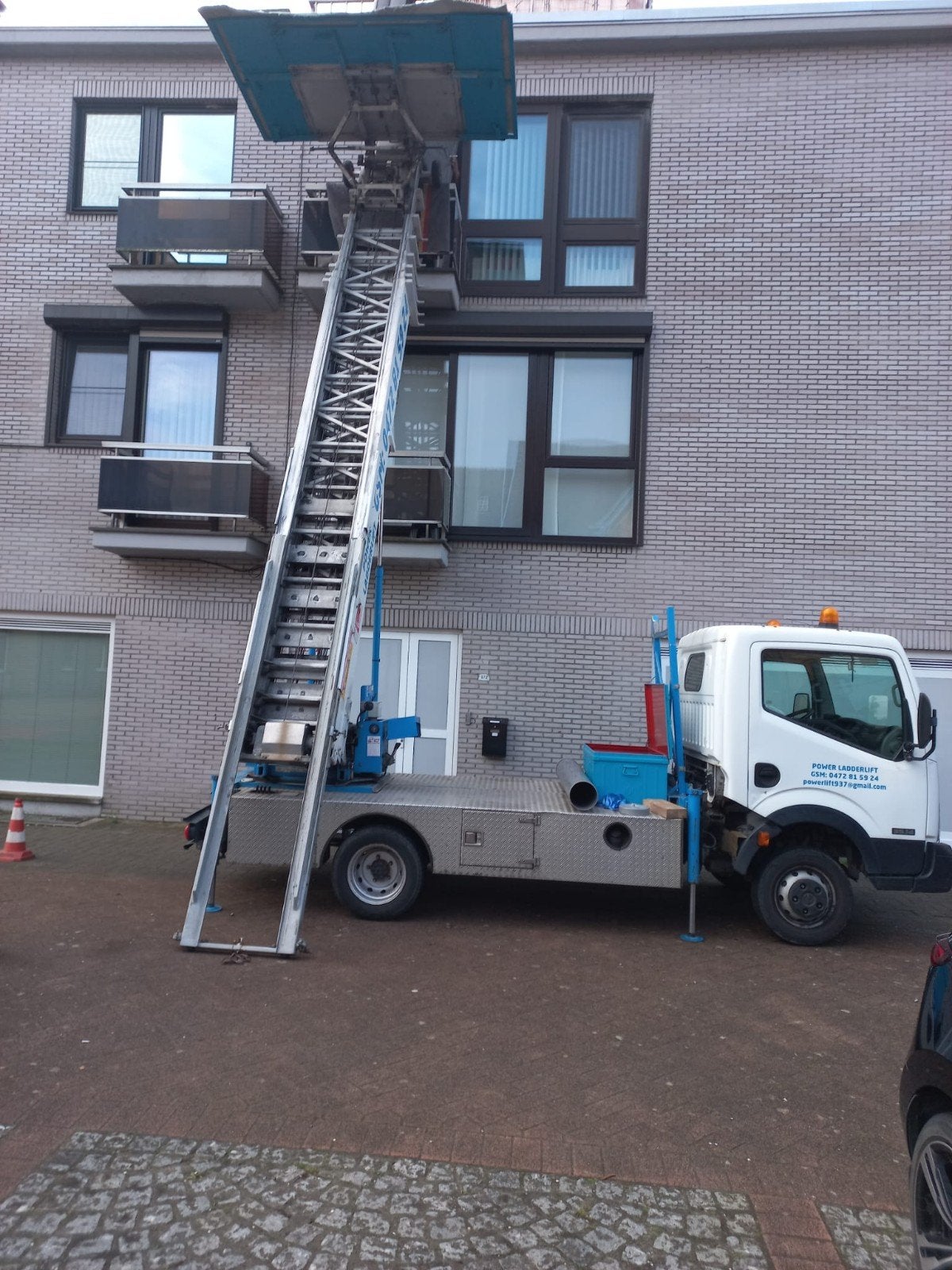 Ladderlift & Verhuislift, Enlèvement ou Envoi