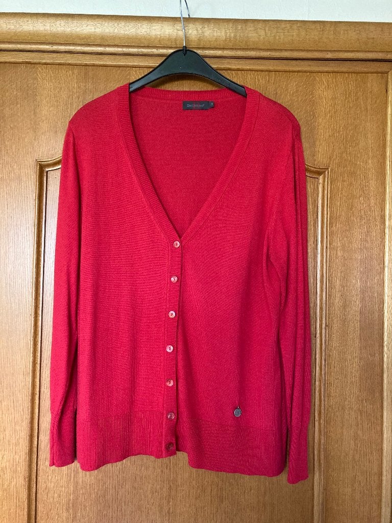 Rode cardigan, Bellisimo, maat : Medium, Maat 38/40 (M), Ophalen of Verzenden, Zo goed als nieuw, Bellisimo