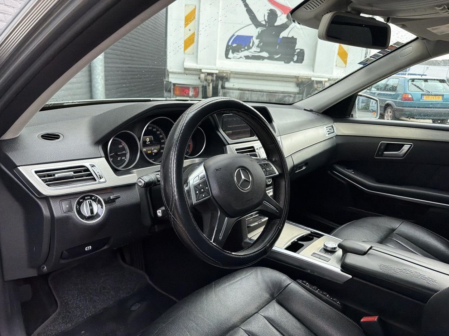 Mercedes-Benz E 220 Estate CDI | € 4.500,- NETTO! |, Auto's, Automaat, Bedrijf, Zilver of Grijs, Te koop