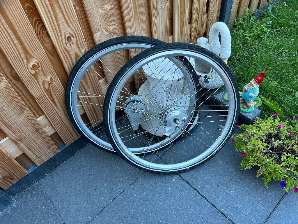 Set de roues, roue arrière 28 pouces, 8 vitesses NEXUS., Vélos & Vélomoteurs, Enlèvement ou Envoi, Utilisé, Shimano Nexus 8 versnellingen