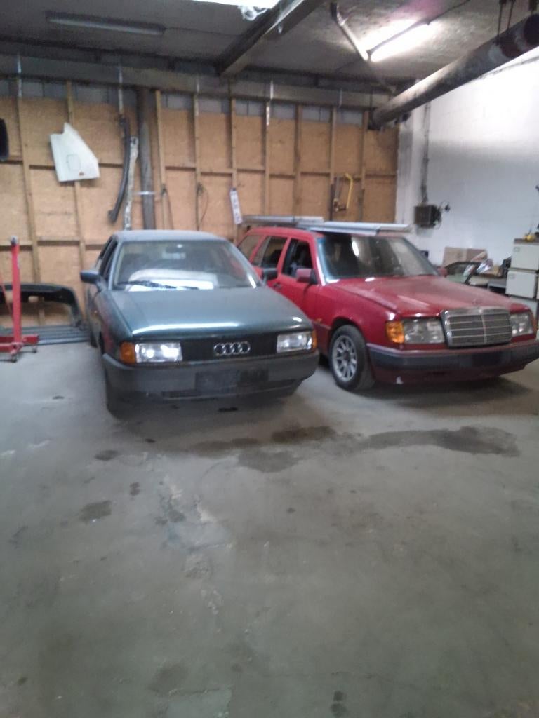 2 véhicules ancêtre a remettre en état tournent toutes les 2, Autos, Entreprise, Achat