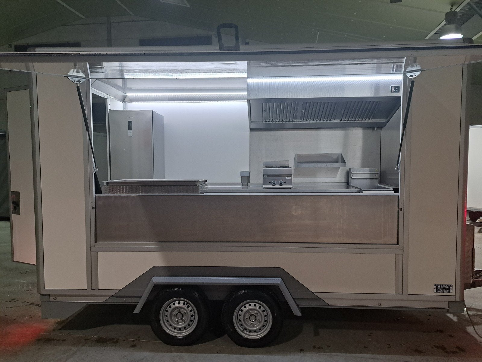 Foodtruck te huur, Enlèvement