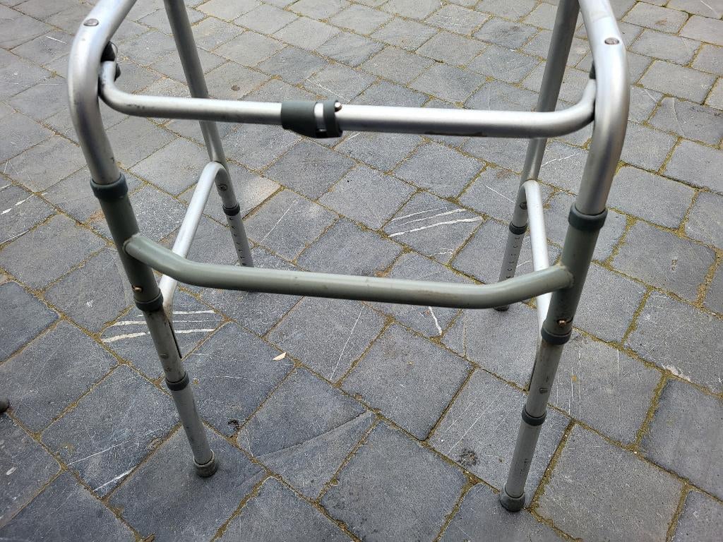 Looprek, Enlèvement