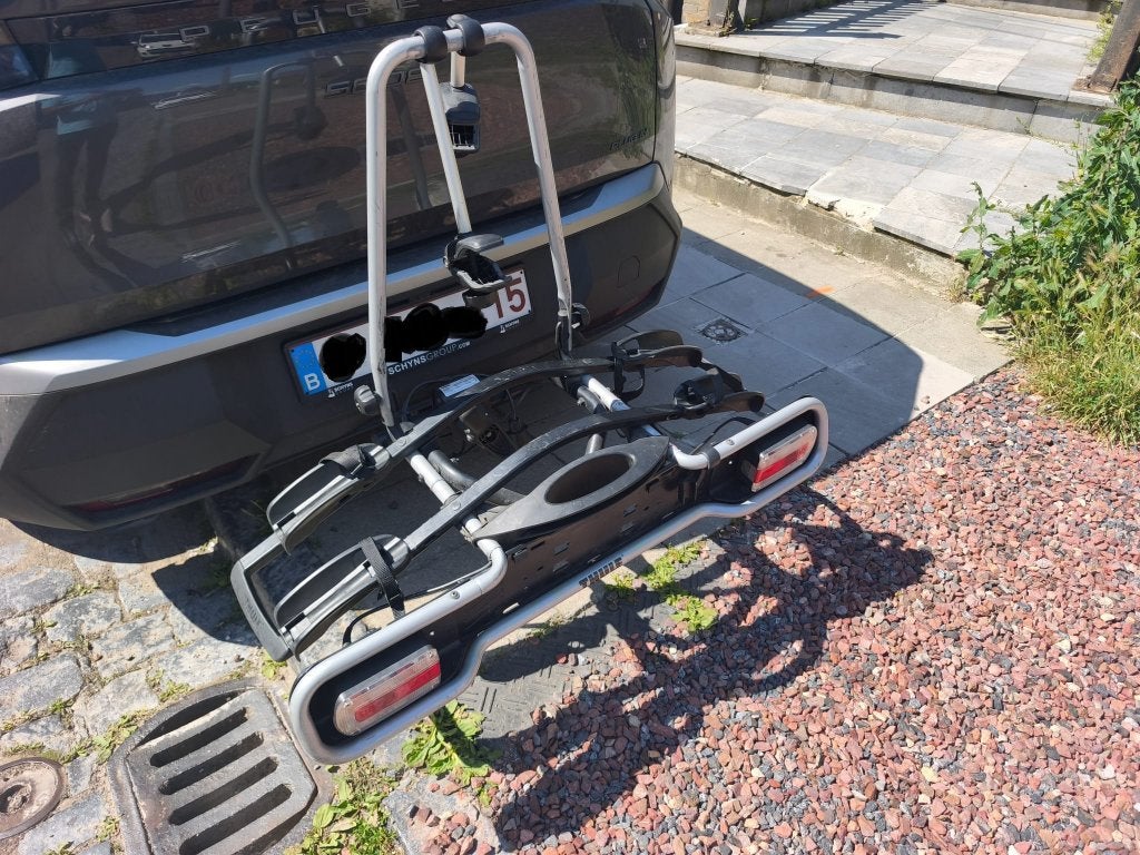 Porte-vélo Thule inclinable 2 vélos, Enlèvement, 2 vélos, Support d'attelage