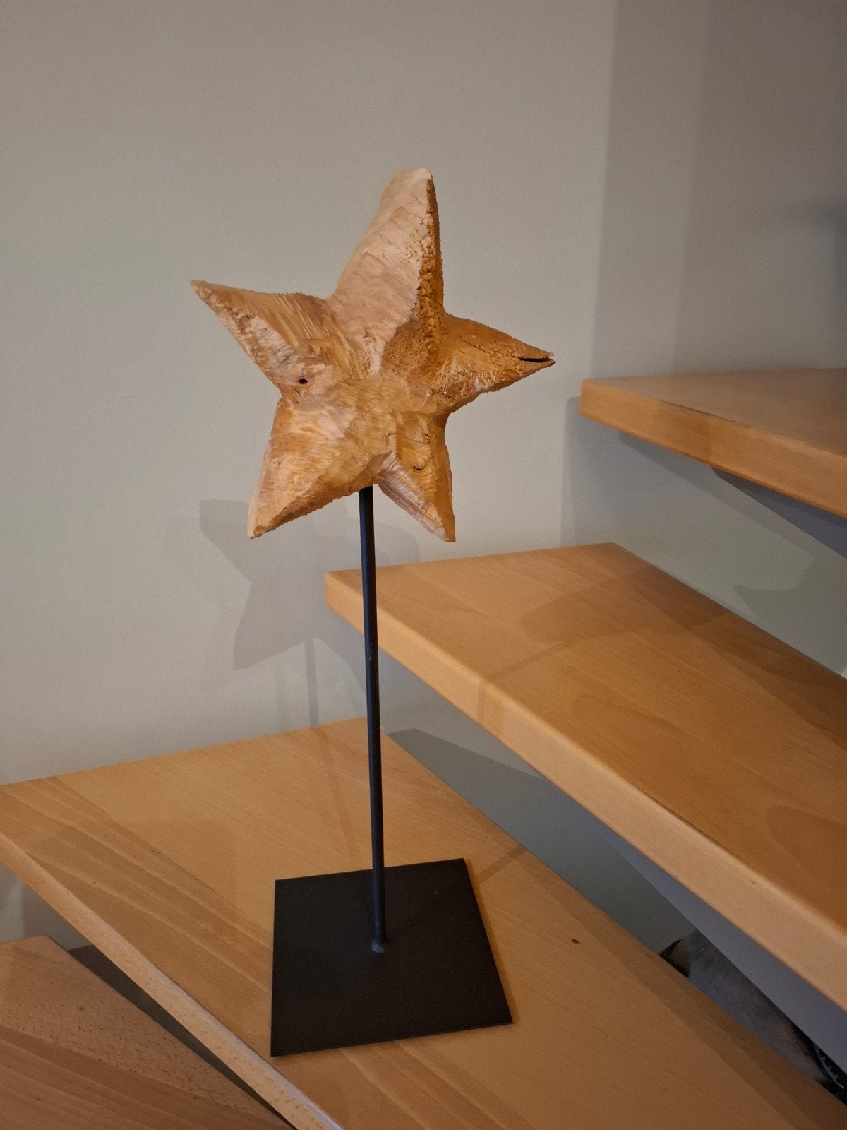 Houten ster op metalen voet, Huis en Inrichting, Woonaccessoires | Overige, Ophalen, Zo goed als nieuw, Metaal, Boho