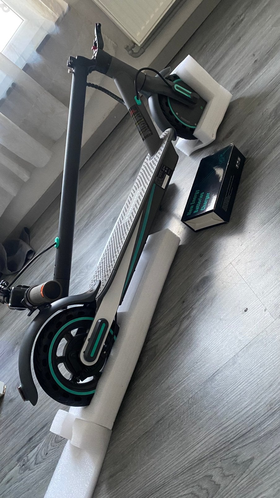 Nieuwe elektrische scooter knippert 36V 10.5AH 25-31km/h, Fietsen en Brommers, Ophalen, Nieuw