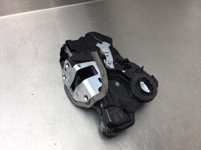 SERRURE DE PORTE RODS AVANT DROIT RAV4 (A4) (|4020710|), Utilisé, Toyota