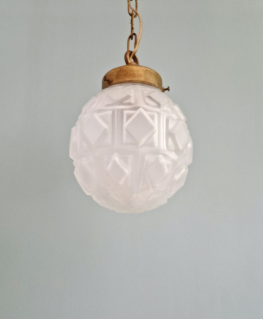 Suspension Art Déco en verre pressé moulé dépoli, 1930, Enlèvement ou Envoi