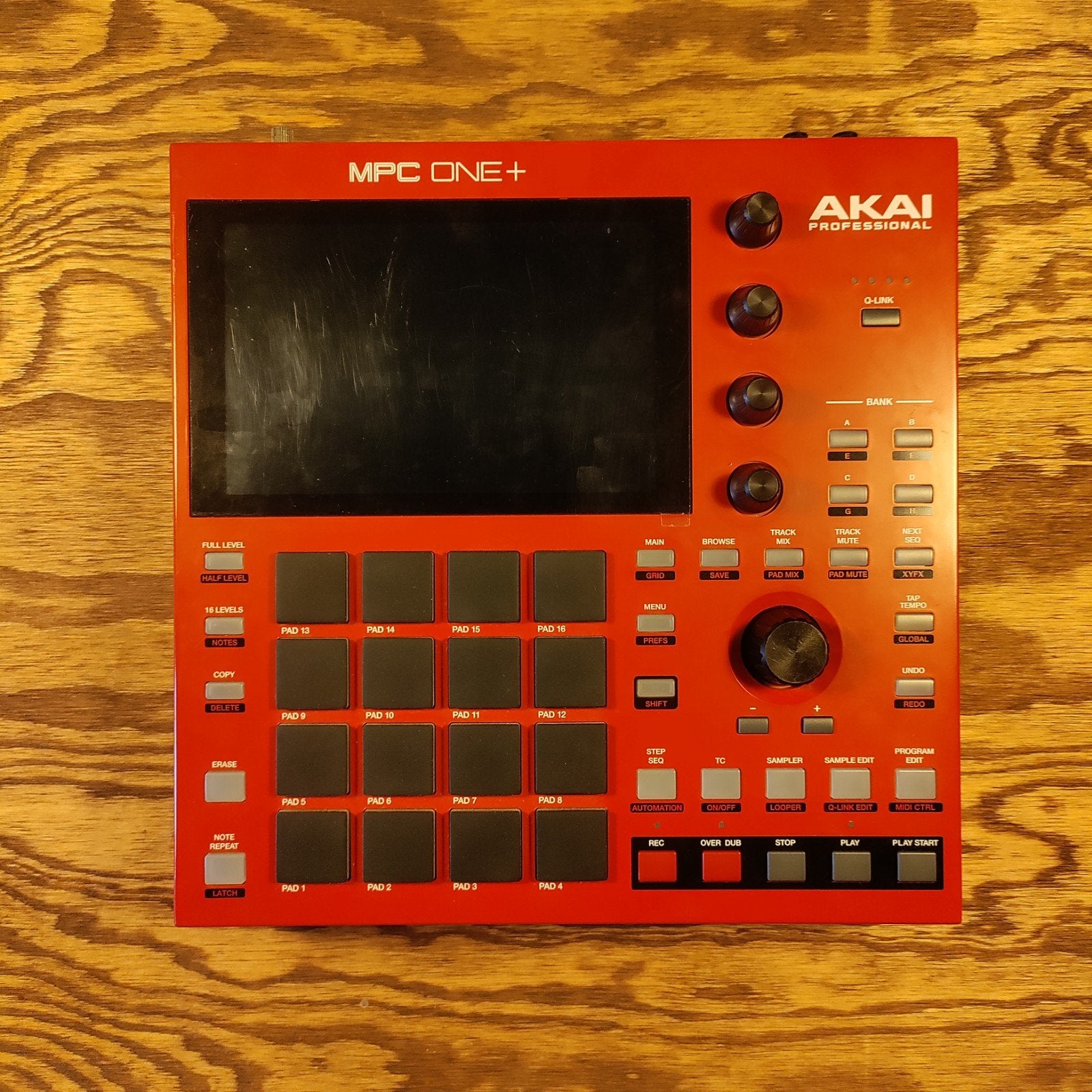 MPC One +, Ophalen of Verzenden, Gebruikt