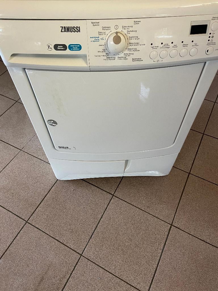 droogkast Zanussi verschillende programma's condensatie., Electroménager, Sèche-linge, 6 à 8 kg, Chargeur frontal, Enlèvement