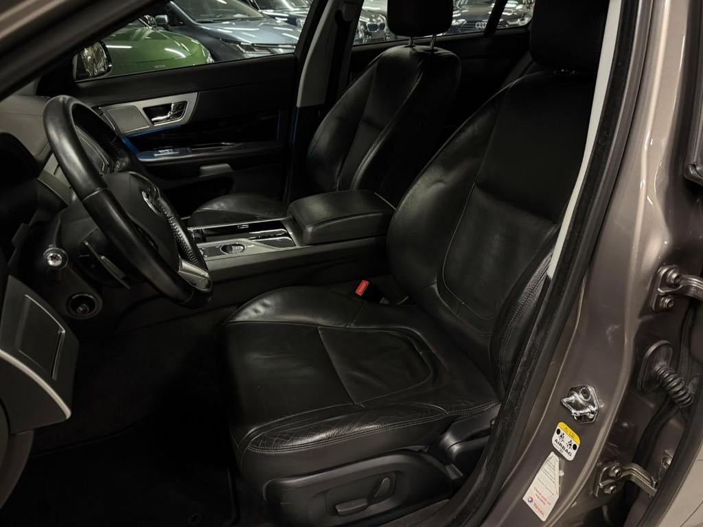 Jaguar XF Automaat 2.2D 140kW Euro 5 Jaar 06/2012, Automaat, Euro 5, Bedrijf, 5 deurs