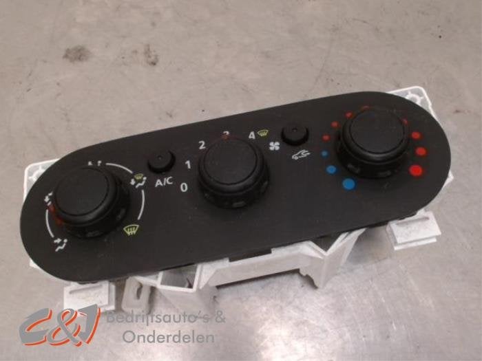 Airco bedieningspaneel van een Renault Trafic, Auto-onderdelen, Gebruikt, -, Renault, -