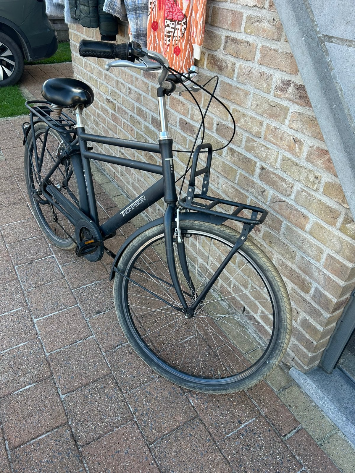 Thompson Hector, Velgrem, Versnellingen, Zo goed als nieuw, Ophalen