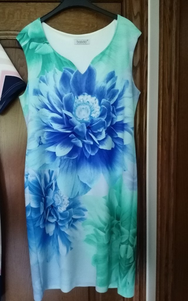 Jurk Batida maat 6 15€, Ophalen, Zo goed als nieuw, Maat 46/48 (XL) of groter, Blauw
